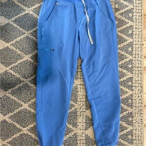 Women’s FIGS scrub joggers